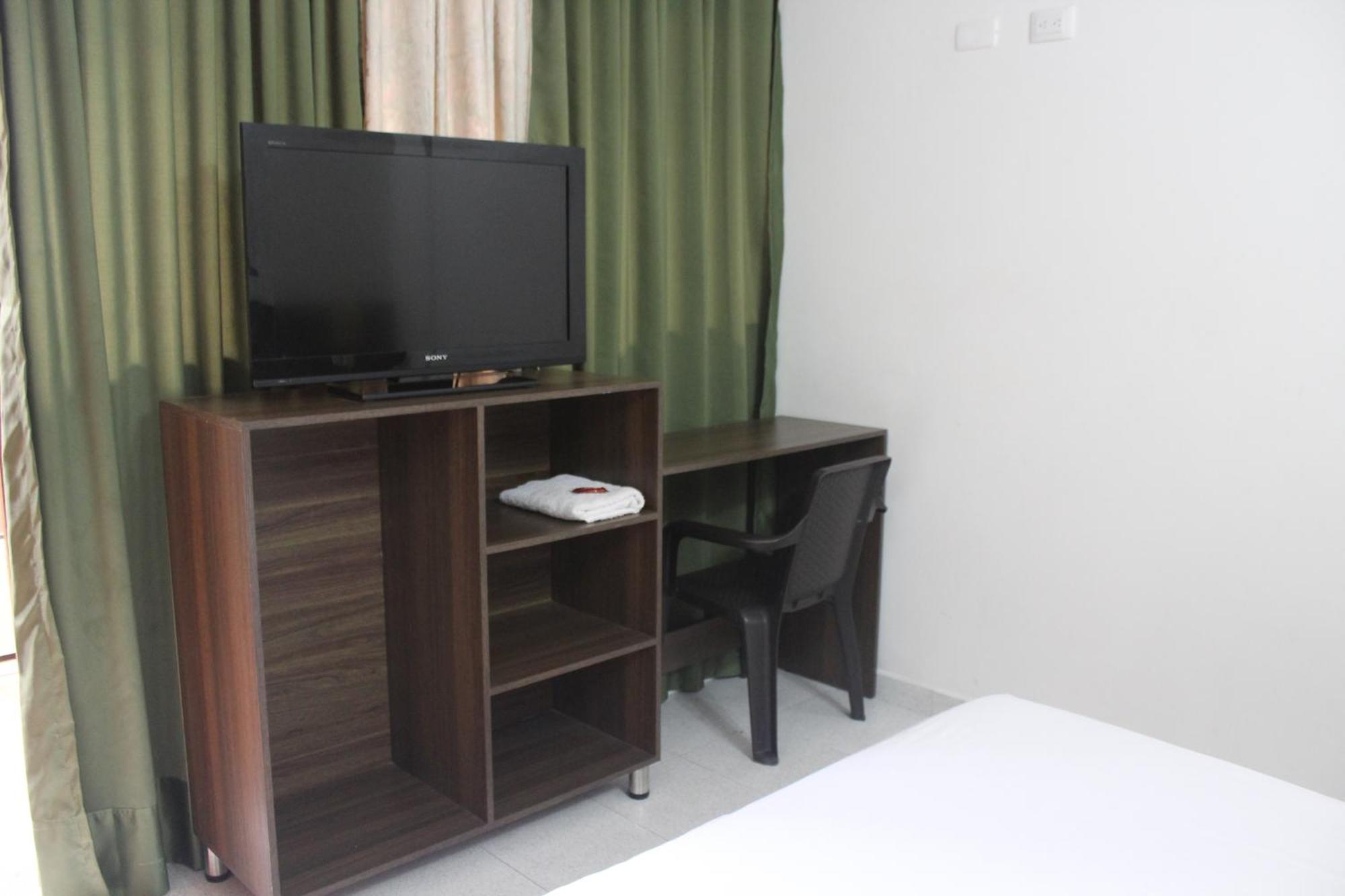Hotel Elimar Girardot Extérieur photo