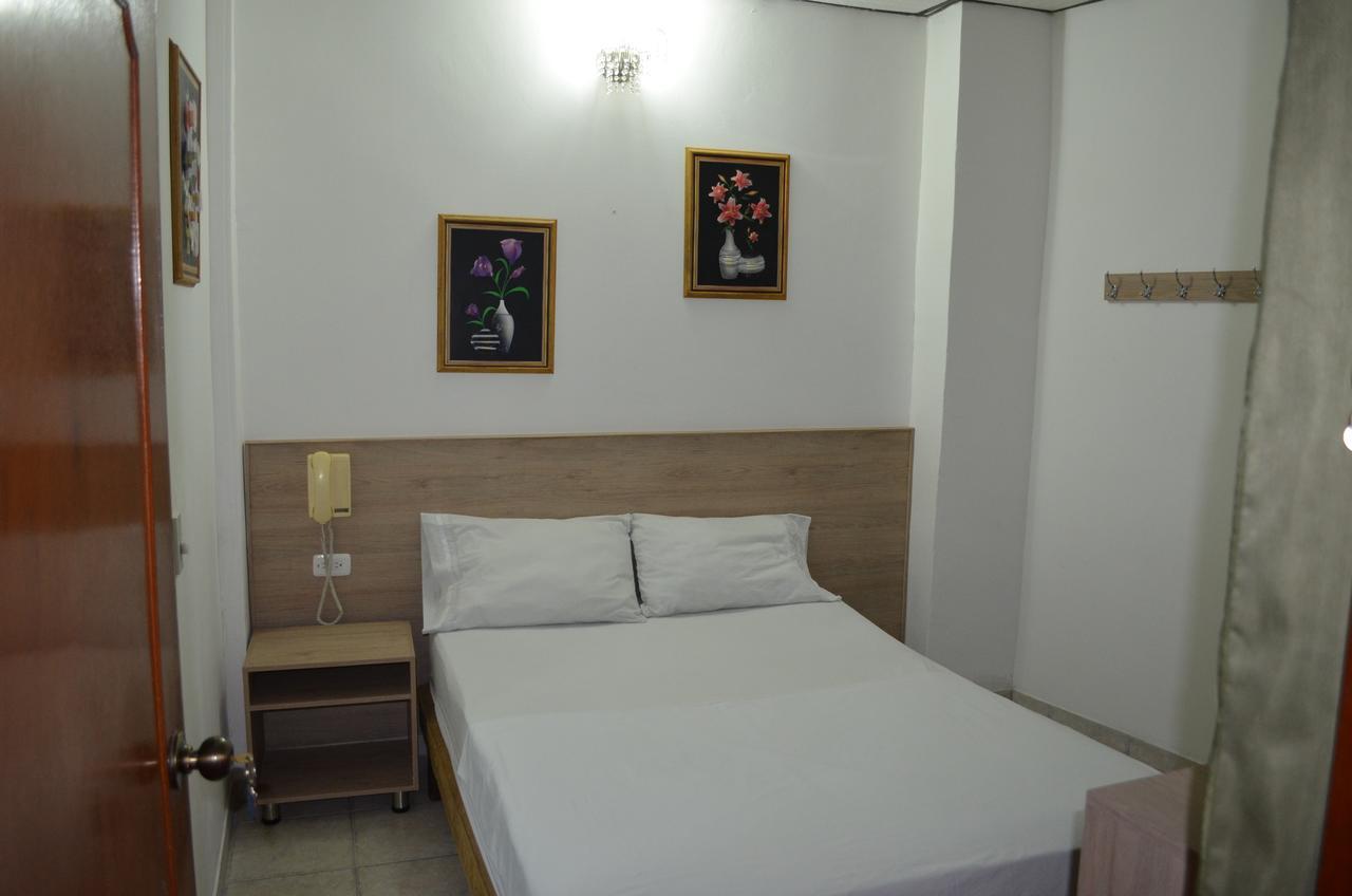 Hotel Elimar Girardot Extérieur photo