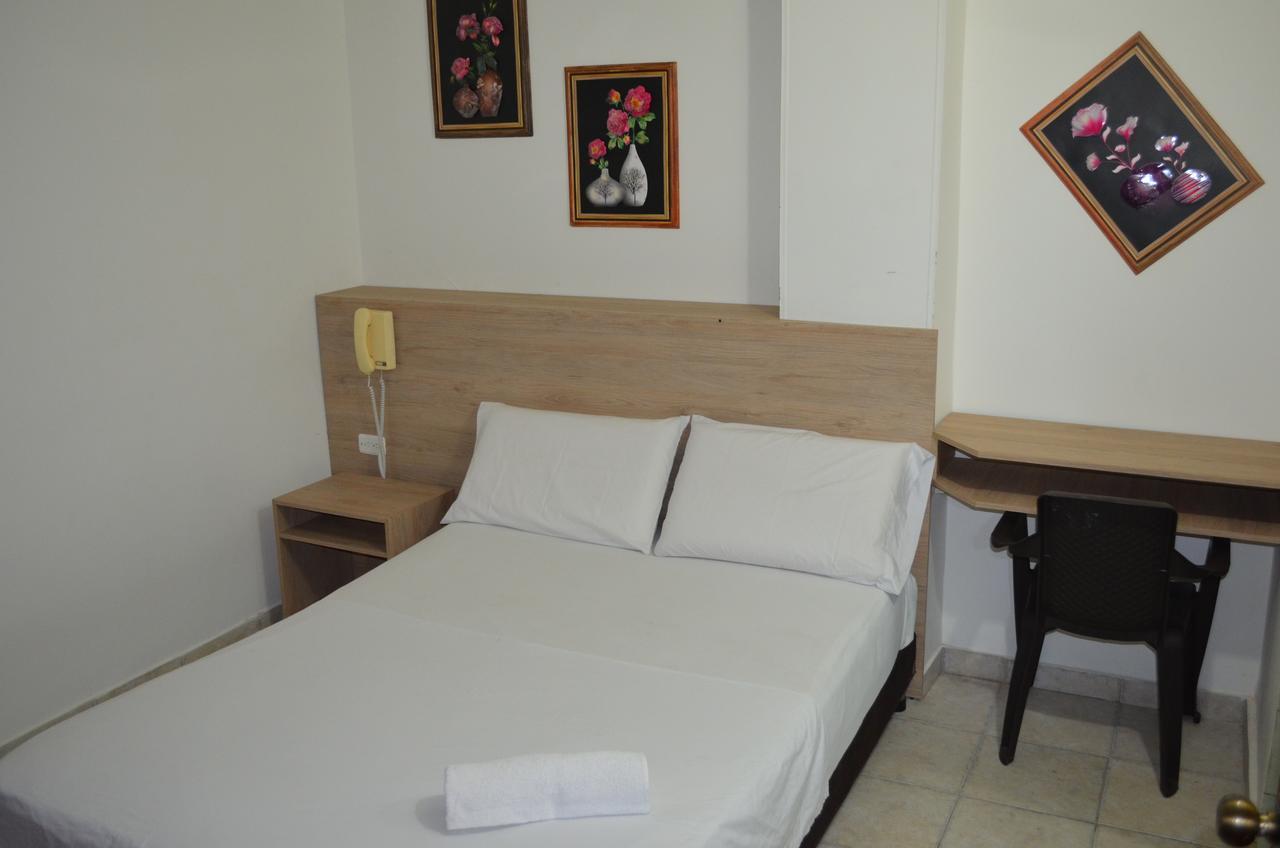 Hotel Elimar Girardot Extérieur photo